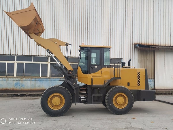 國三SHANMON938D裝載機